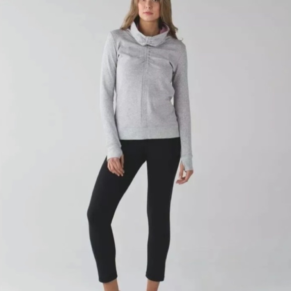 In a Cinch Top Reversible - Picture 3 of 14